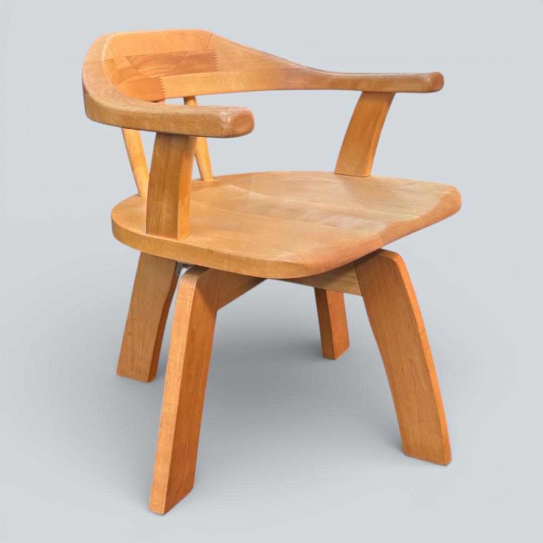 大川家具 回転ダイニングチェア 肘付 幅58cm 天然木 送料込②