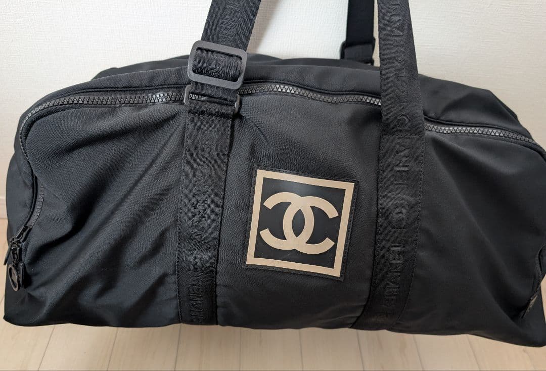 CHANEL ブラック ボストンバッグ　スポーツライン