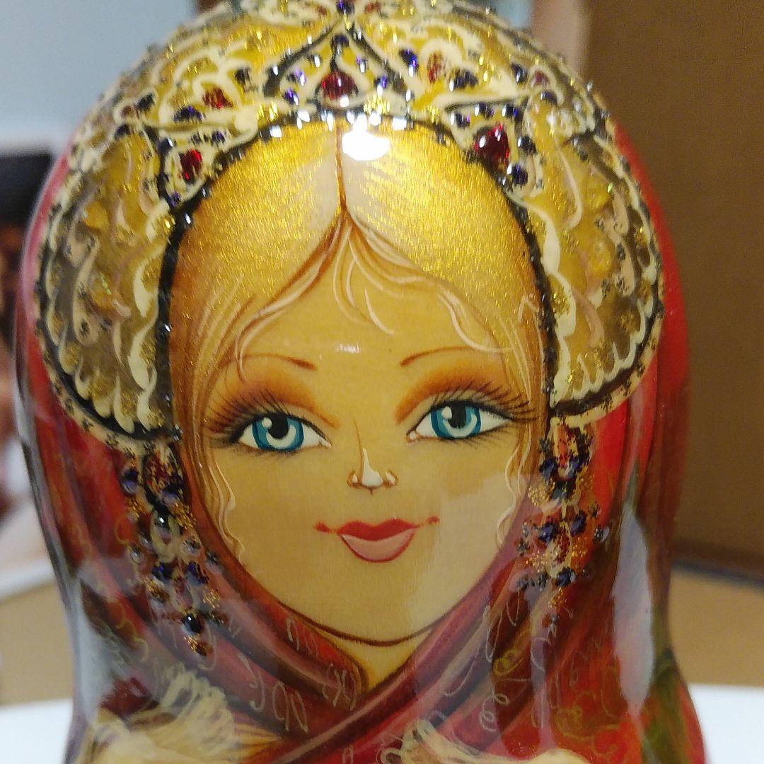 高級マトリョーシカ　赤いプラトーク