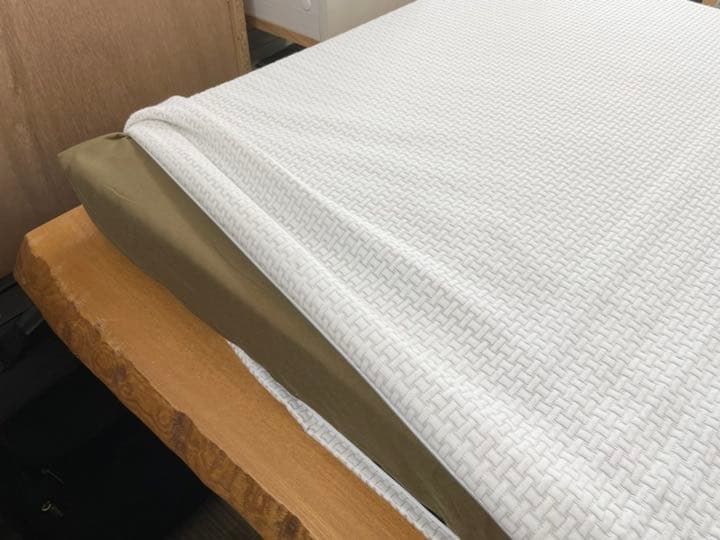 【新品未使用‼️】ヘルスウェーヴ セミシングル低反発マットレス シーツ＆カバー付