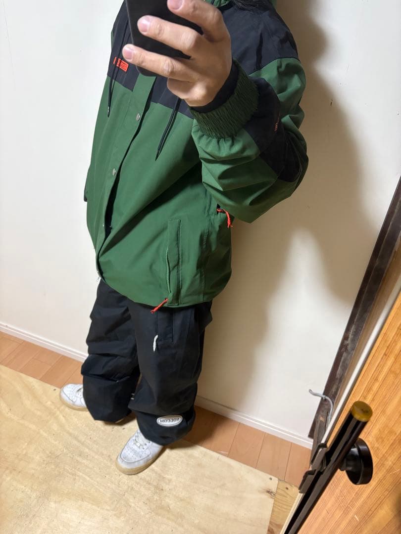 VOLCOM スノーボード VOLCOM ウェア アーサーロンゴ ボルコム 雪山