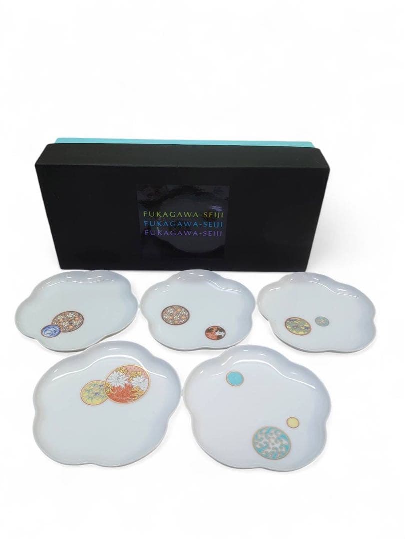 未使用　希少　深川製磁　寿赤絵梅型銘々皿揃 5枚セット