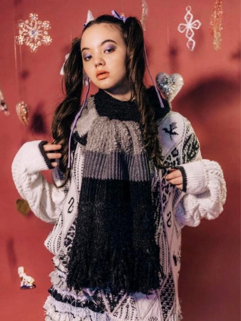 rurumu: 縷縷夢兎 2019 ss collection 黒 マフラー