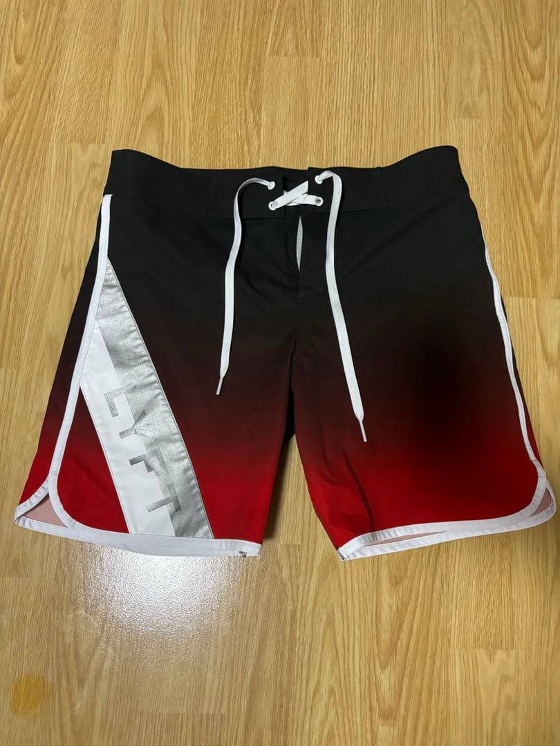 LYFT サーフパンツ　フィジーク　リフト