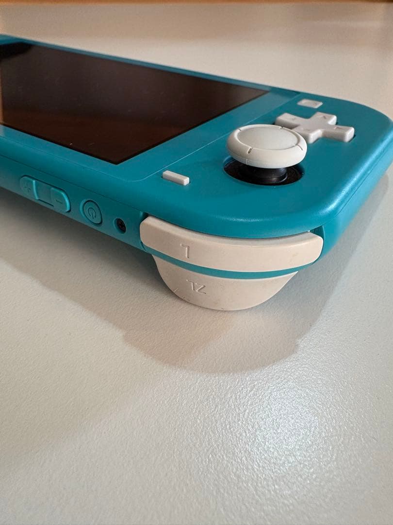 Nintendo Switch Lite ターコイズ　充電器付き