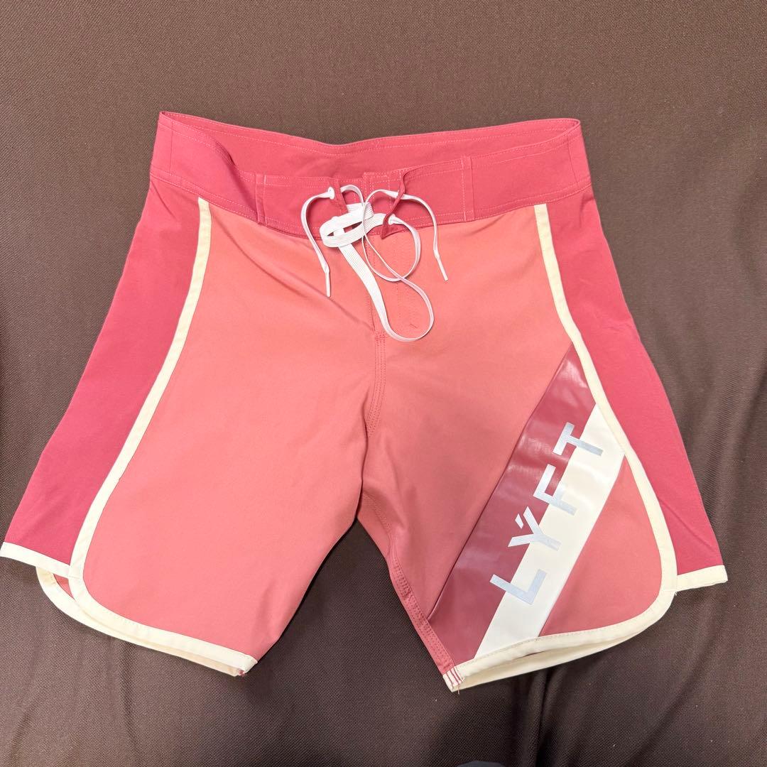 lyft サーフパンツ　XSサイズ