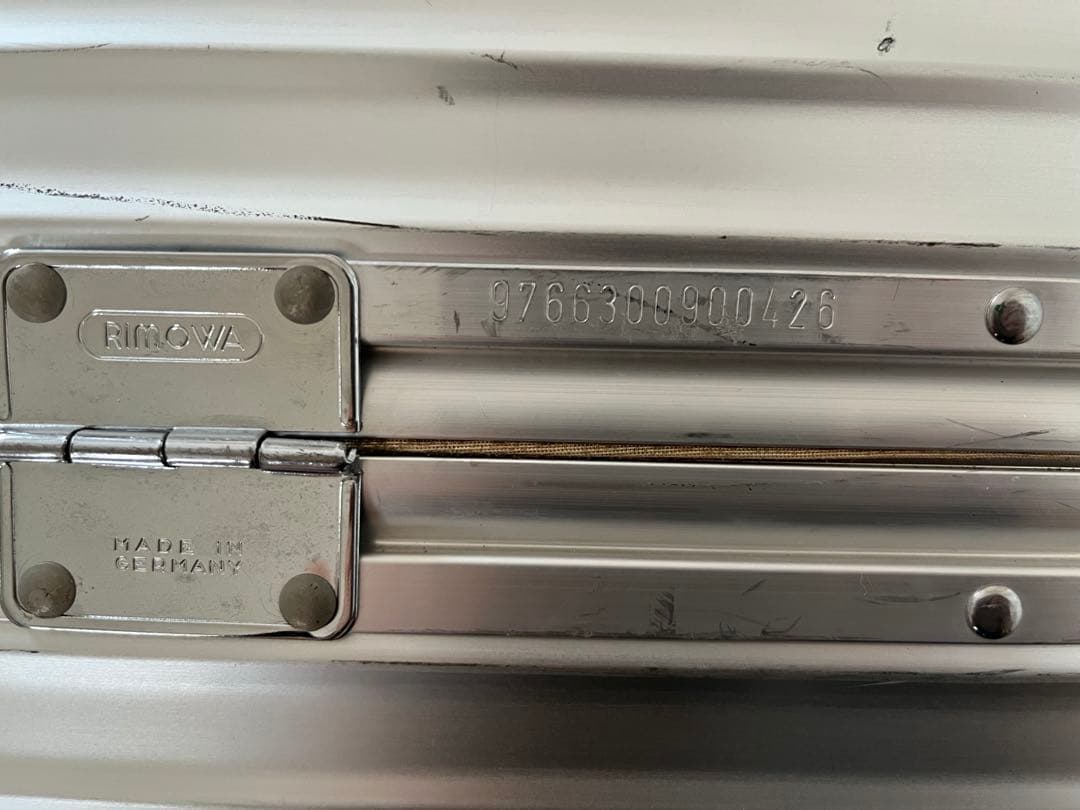 【廃盤】リモワクラシックフライト 2輪 約60L