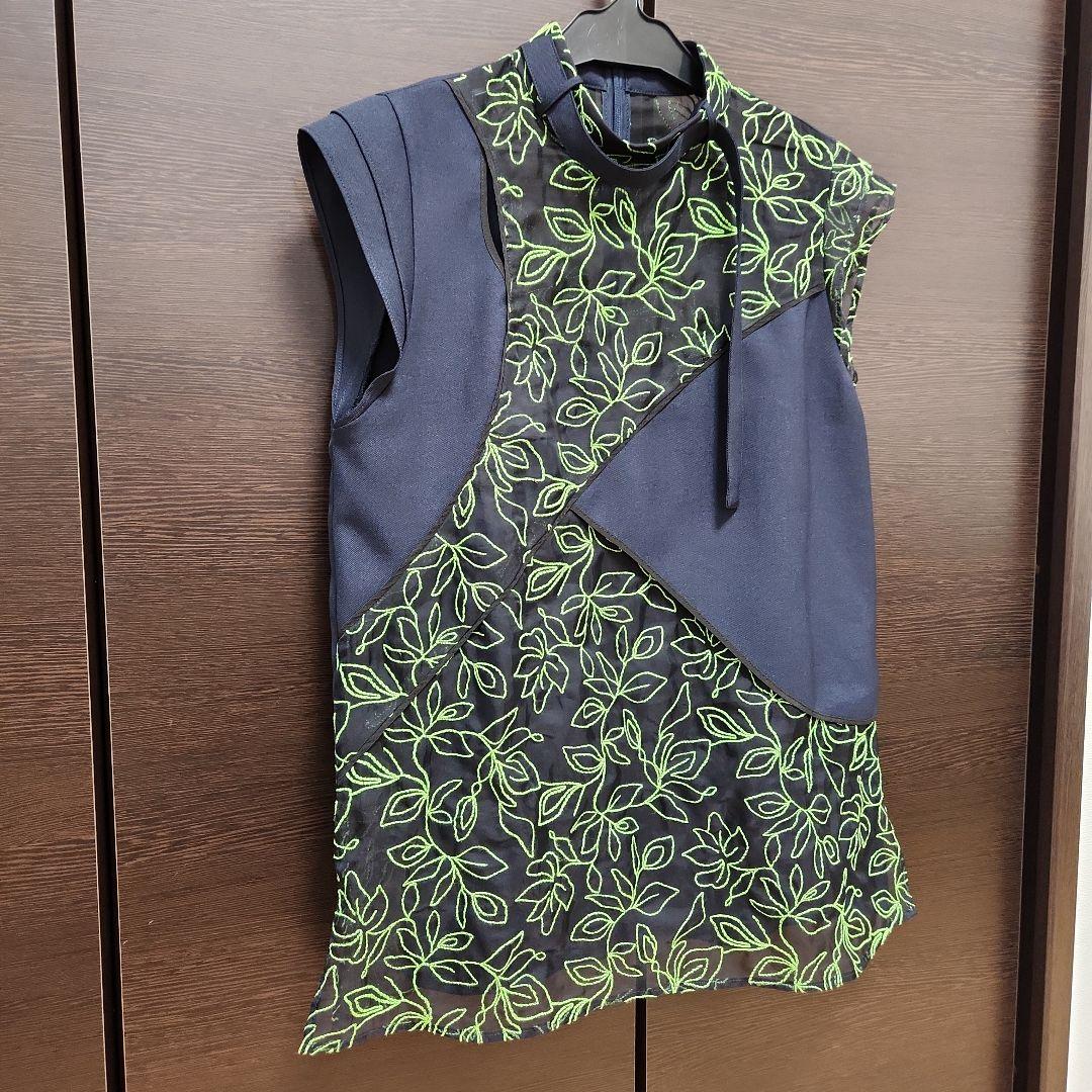 早い者勝ち！【美品】UNITED TOKYO スムースエンブロイダリートップス