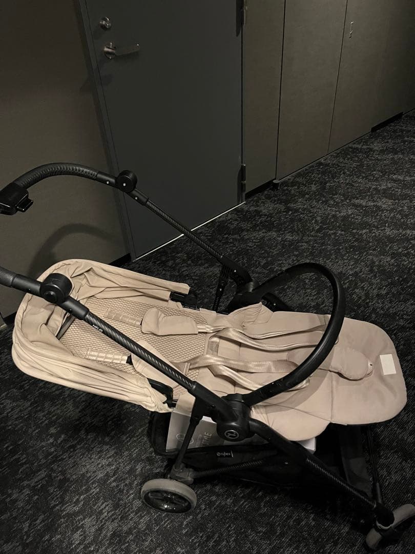 サイベックス　メリオカーボン　ベビーカー ベージュ