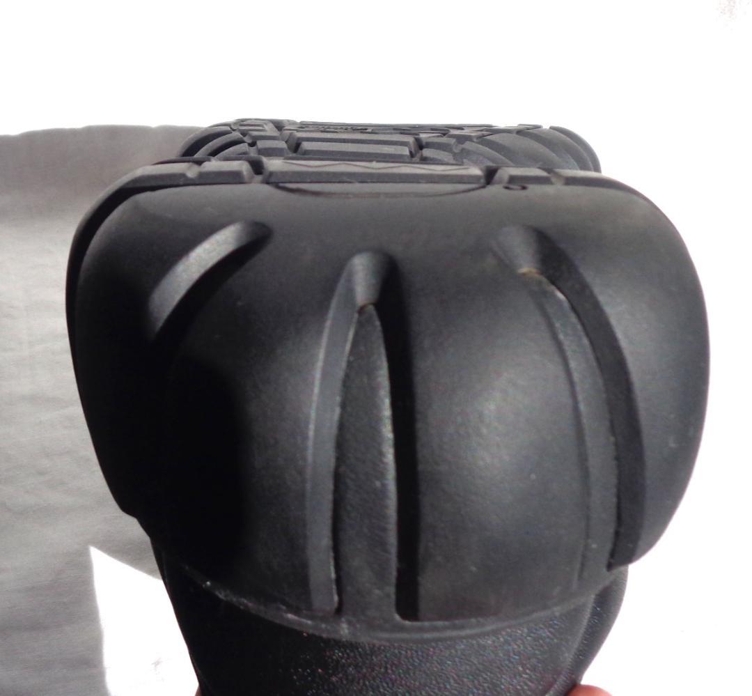 ONITSUKA TIGER DENTIGRE PUFF 25cm スニーカー