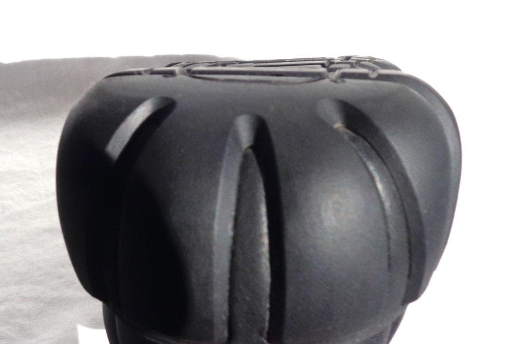 ONITSUKA TIGER DENTIGRE PUFF 25cm スニーカー