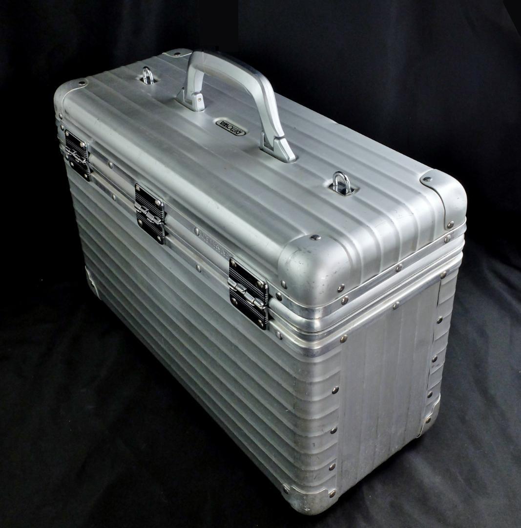 リモワ 940.31トパーズ『ルフトハンザ 』スリムパイロットケース 29L