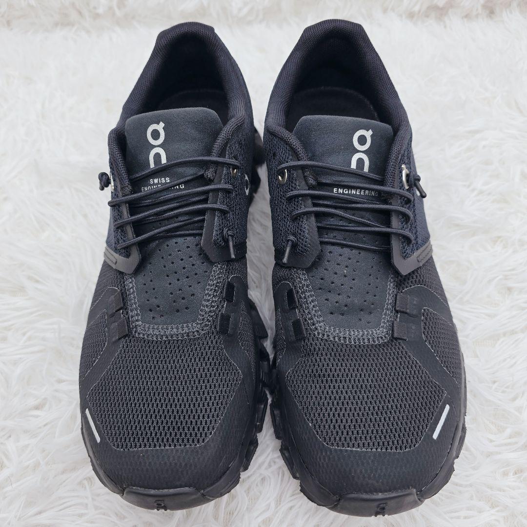 ✨未使用級✨On オン Cloud6 クラウド6 スニーカー 黒 24cm