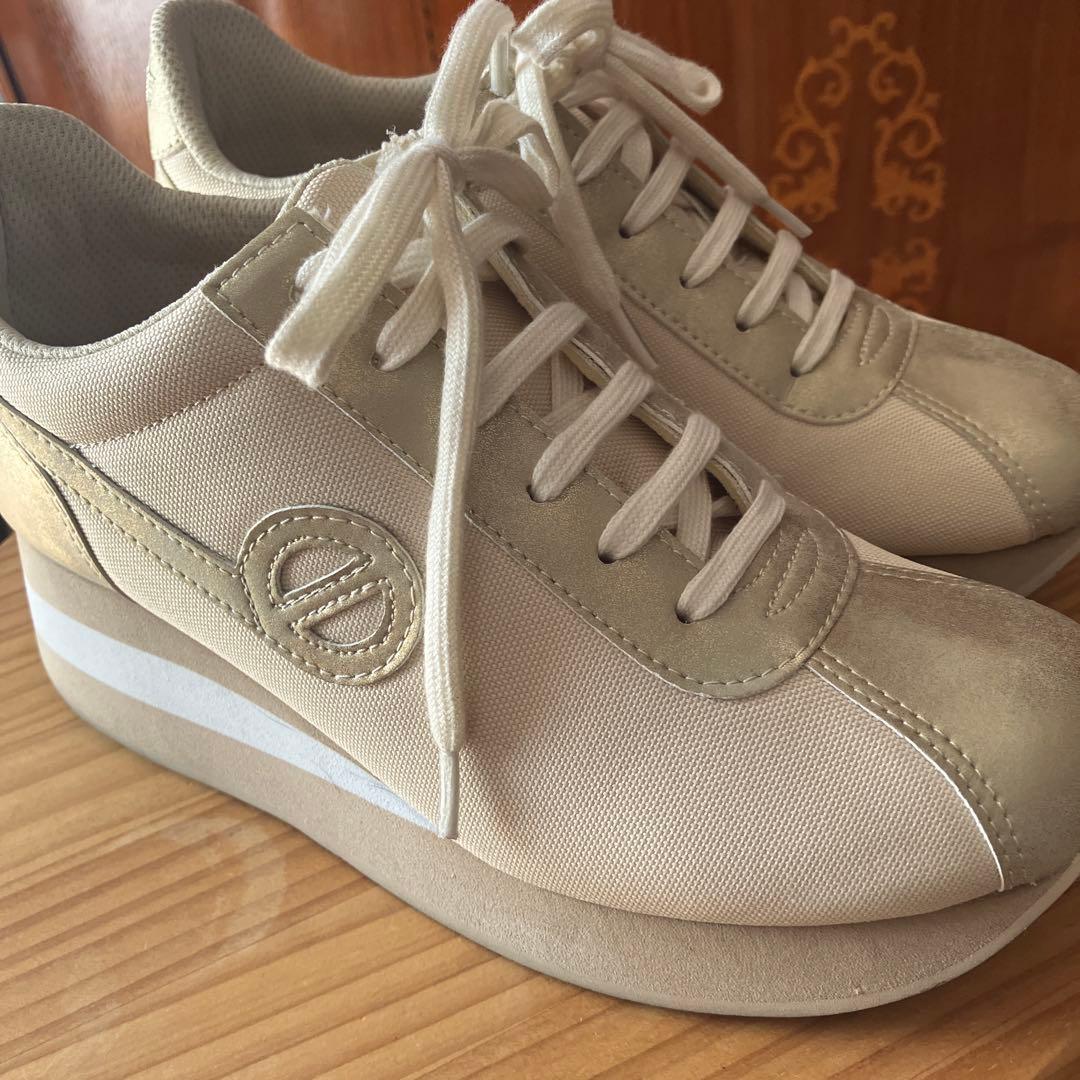 NO NAME ベージュ 厚底スニーカー