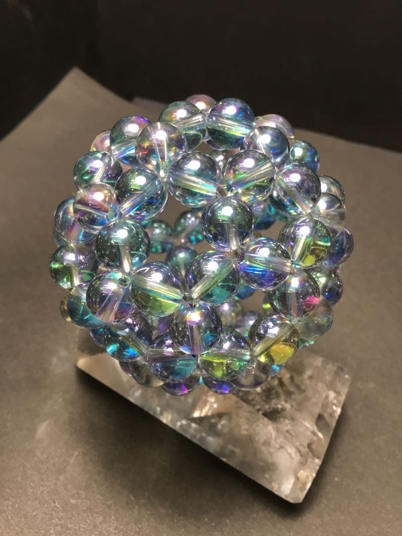 神聖幾何学フラーレン✨8mmアクアオーラ　宇宙エネルギー　幸福呼ぶの奇石✨