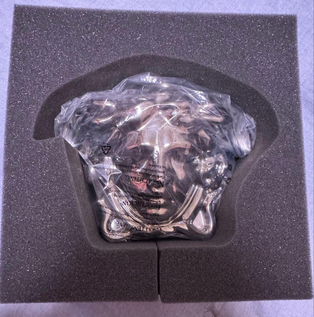 Versace ヴェルサーチ メデューサ　貯金額 置物