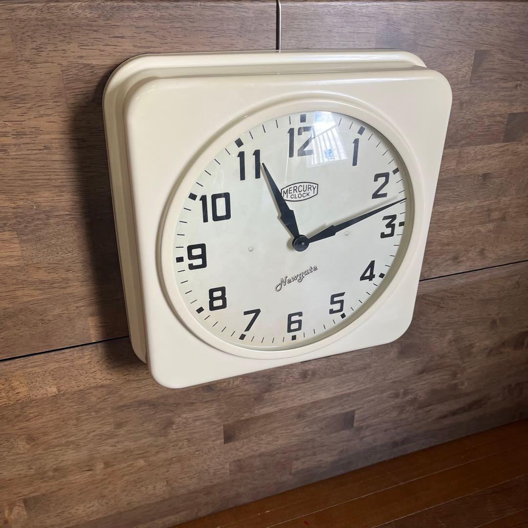 【アンティーク】NEW GATE スチールフレーム 壁掛け時計 インダストリアル