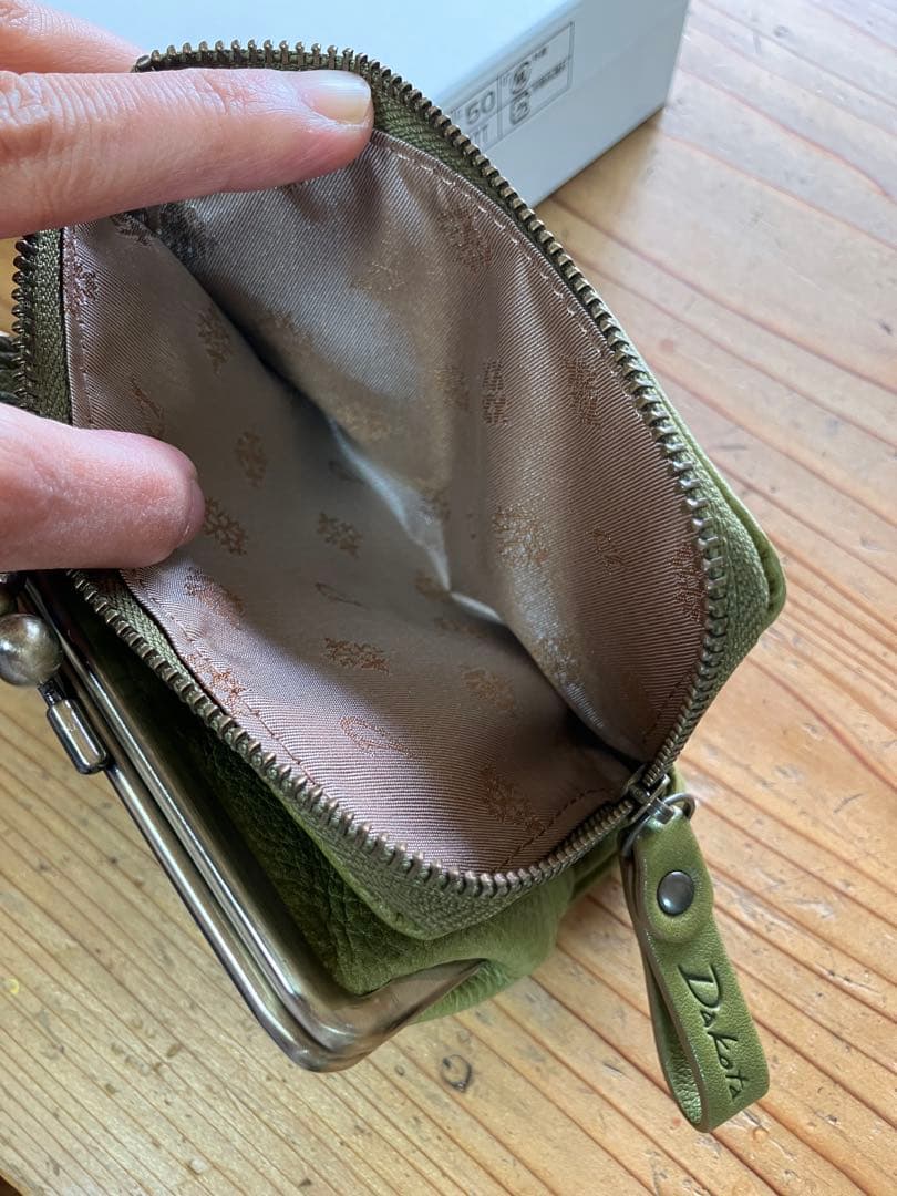 Dakota グリーンレザー 二つ折り財布