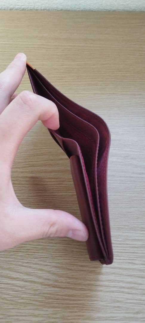 Must de Cartier（マスト ドゥ カルティエ）二つ折り財布　美品