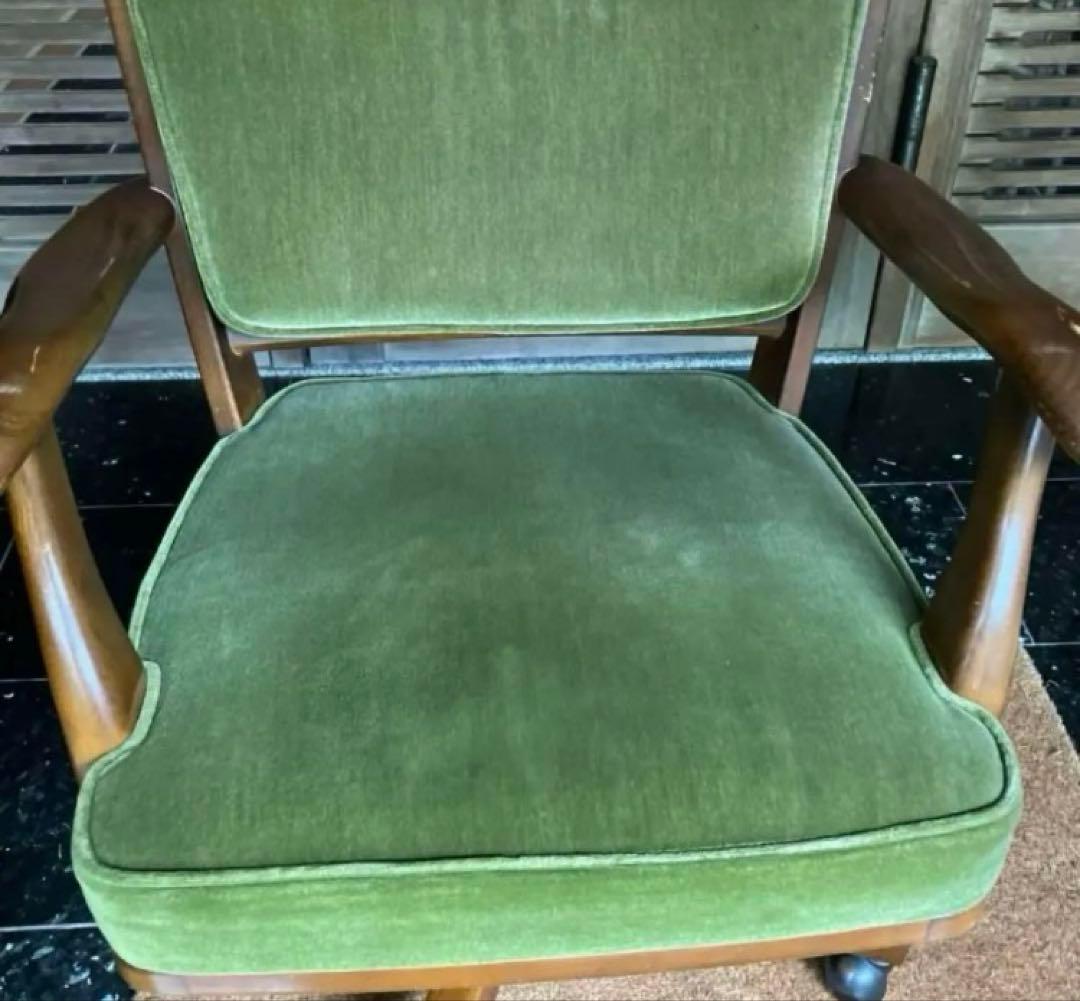 カリモク　コロニアル　デスクチェア　アームチェア 回転椅子