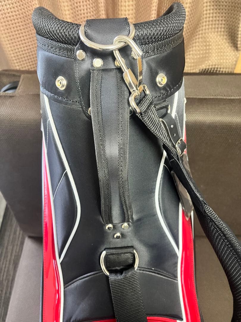 TaylorMade 9型キャディバッグ