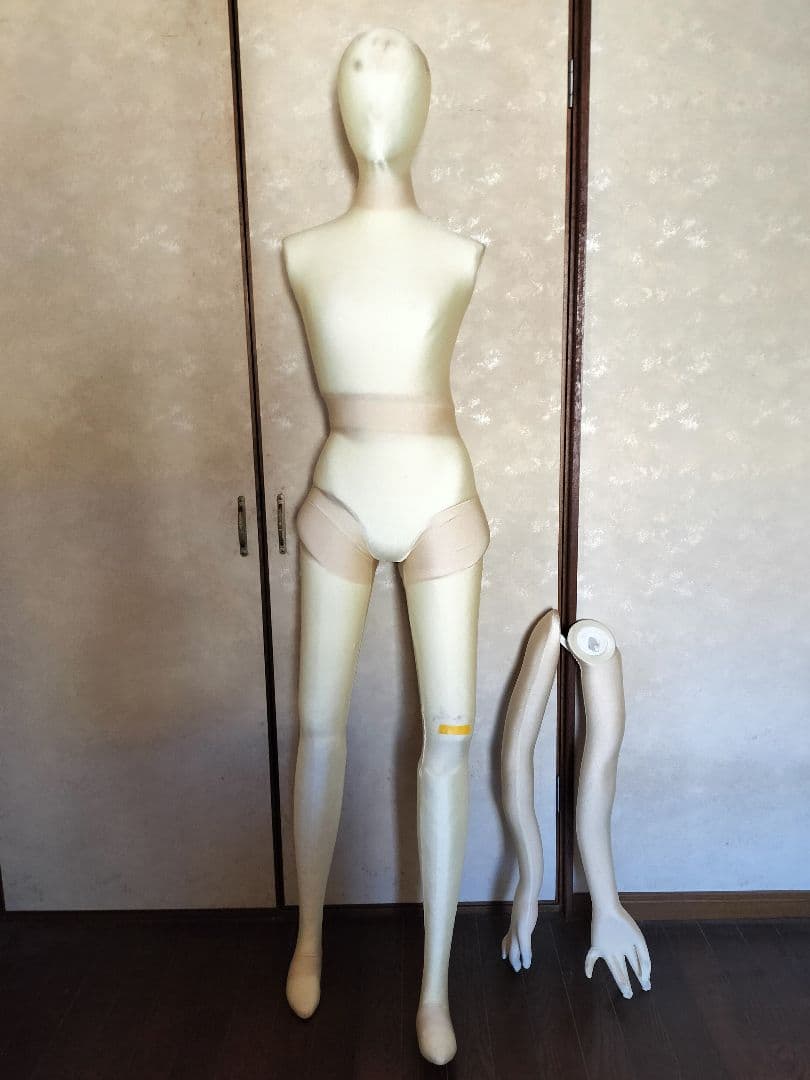 フレキシブル関節マネキン　レディース中古