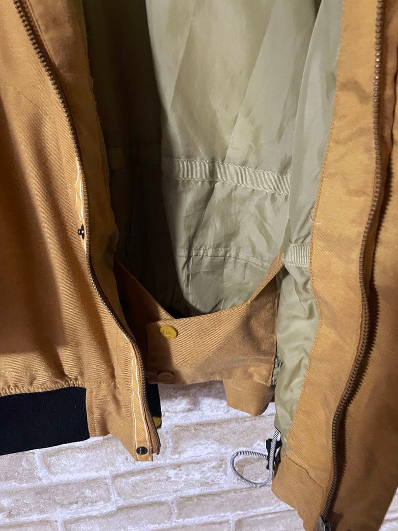 QUIKSILVER メンズXL スノーボードジャケット　スノーボードウェア