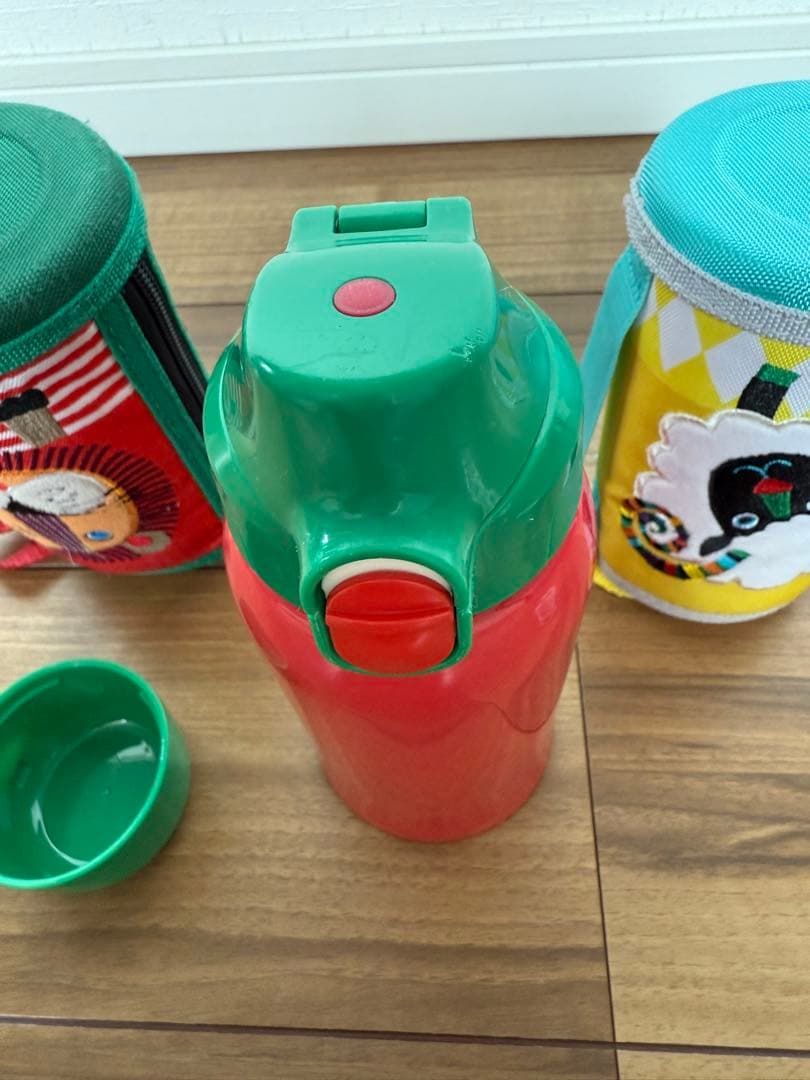 タイガー　コロボックル　水筒