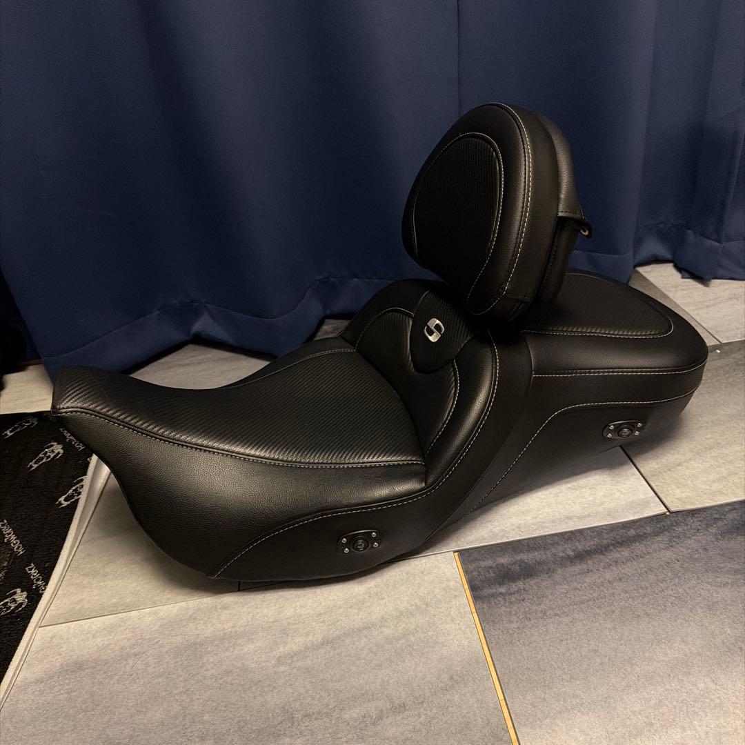 【Saddlemen】サドルマン　ロードソファシート　シートヒーター付き