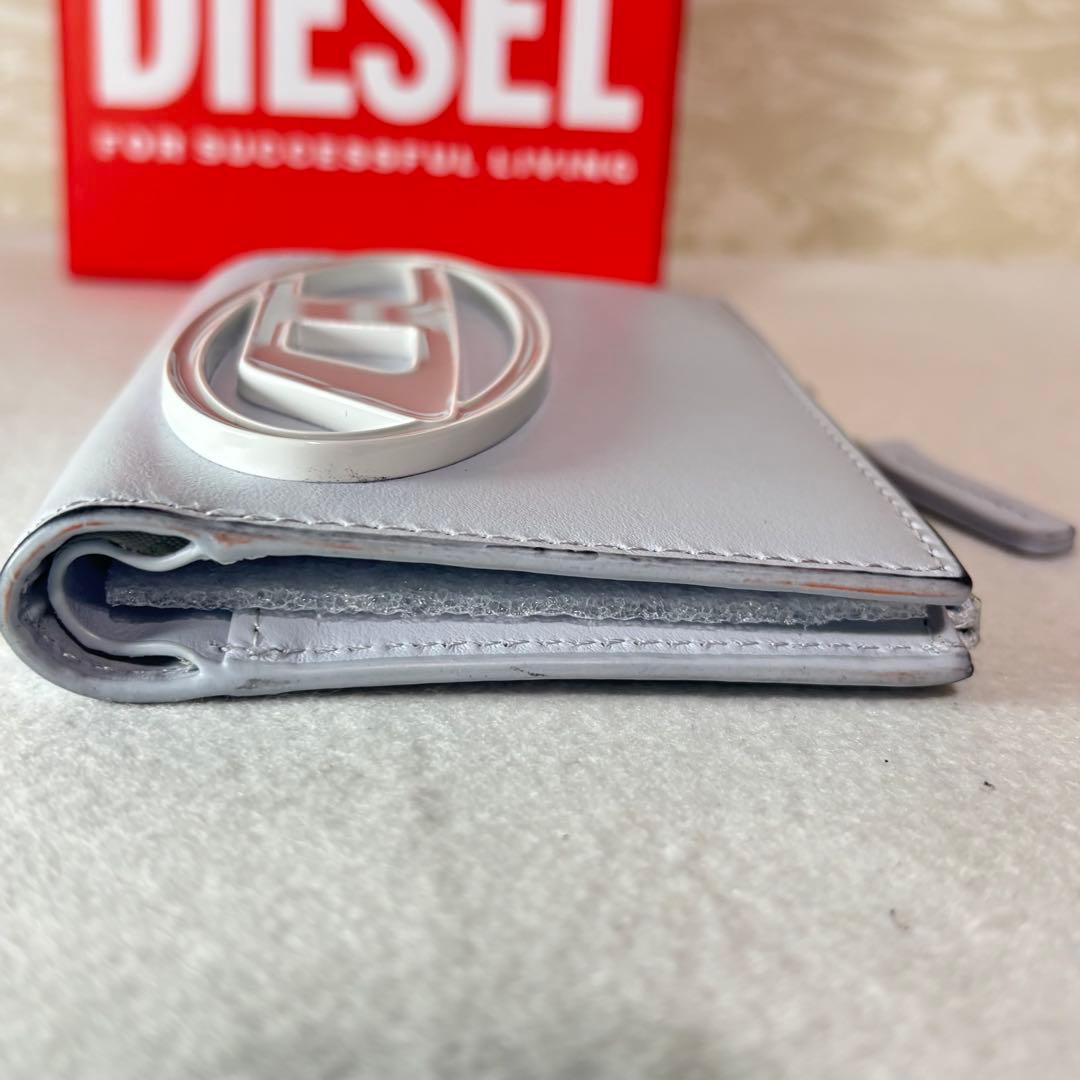 未使用品　DIESEL ディーゼル　 二つ折り財布 ホワイト