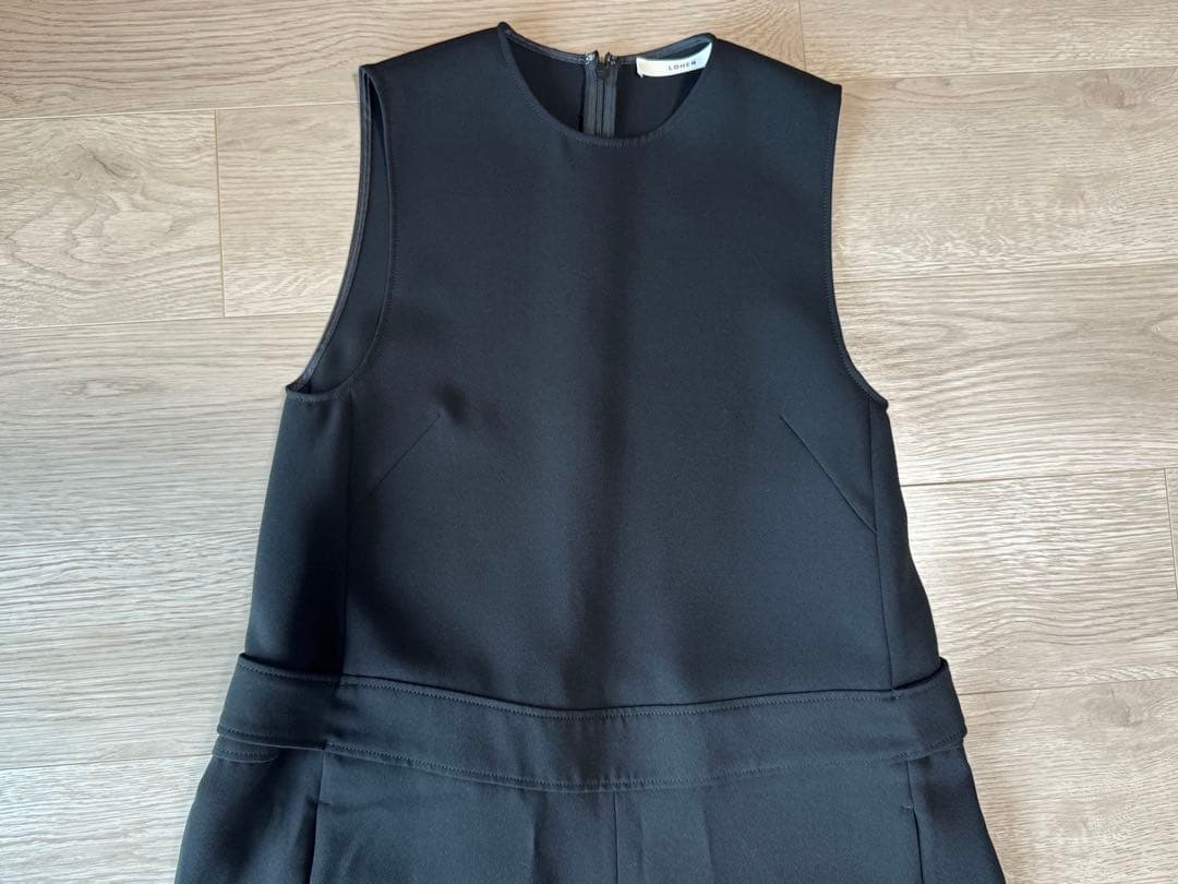 ローヘン　lohen ダブルクロスコクーンオールインワン　ブラック ３６