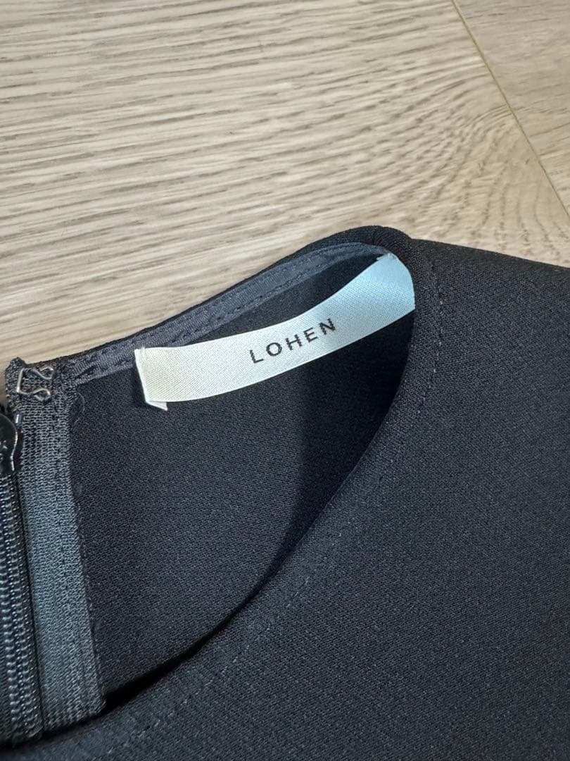 ローヘン　lohen ダブルクロスコクーンオールインワン　ブラック ３６