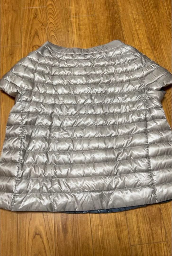 Herno ヘルノダークグレー キルティングベスト