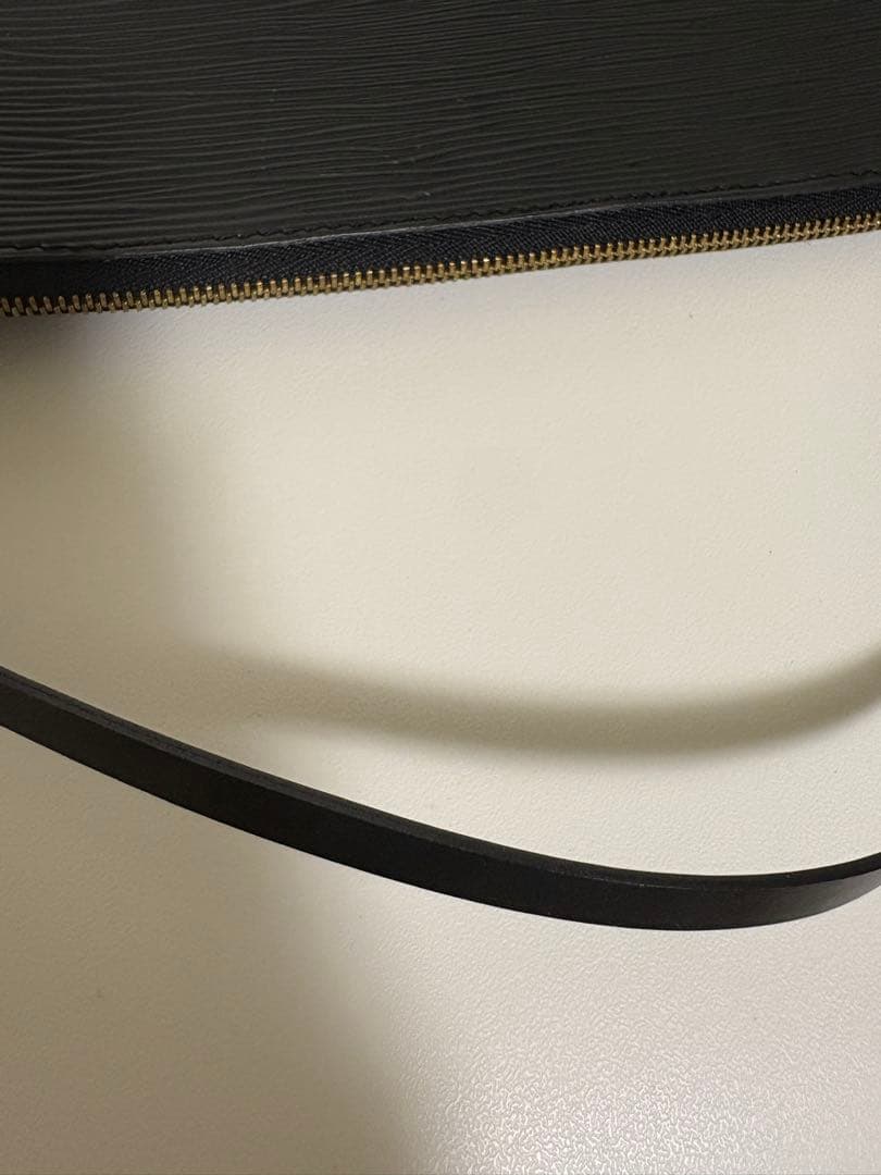 [美品] ルイ・ヴィトン　エピ　アクセサリー　ポーチ 黒