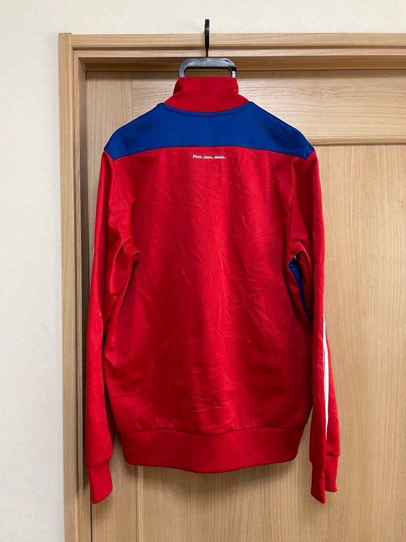 FC Bayern München トラックジャケット　Mサイズ