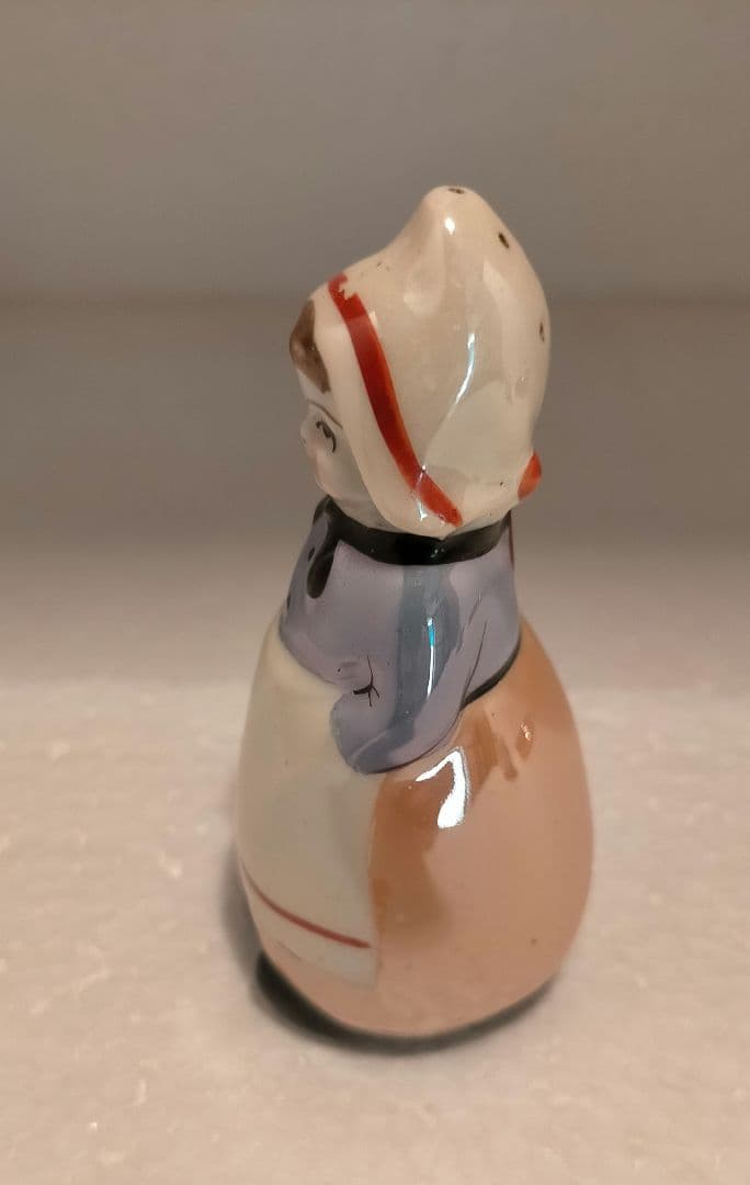 オールドノリタケ　ラスター彩　オランダ少女とスワン