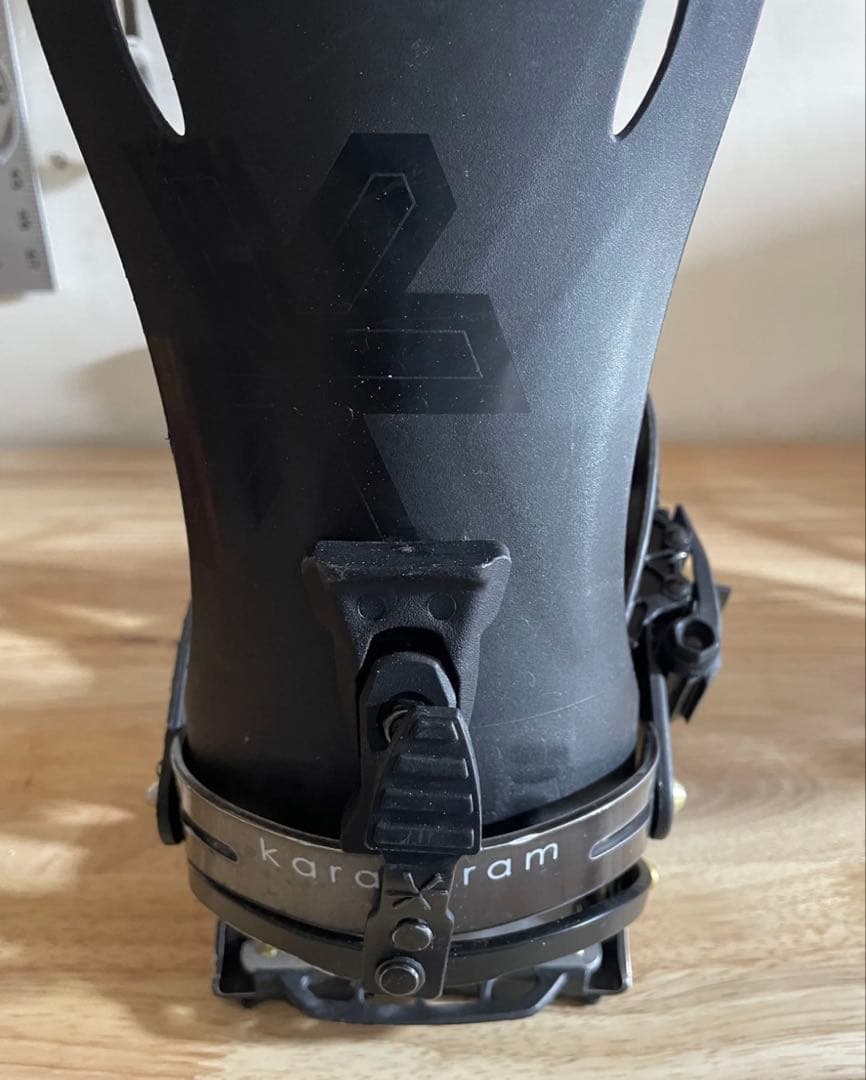 karakoram カラコラム　スプリットボード　ビンディング
