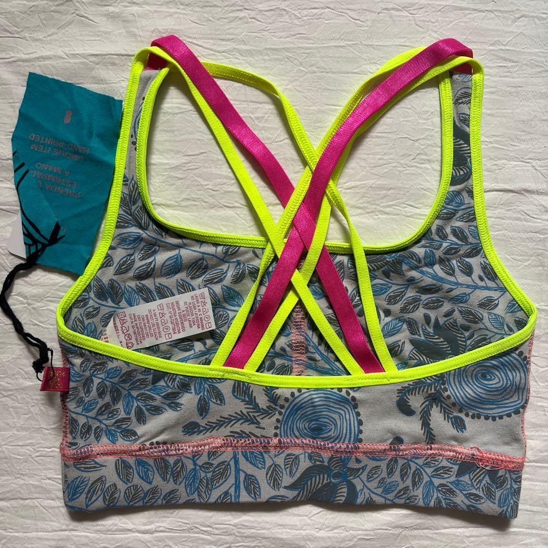 フアナデアルコ 新品スポーツブラ ヨガトップス ヨガウェア クロスバック