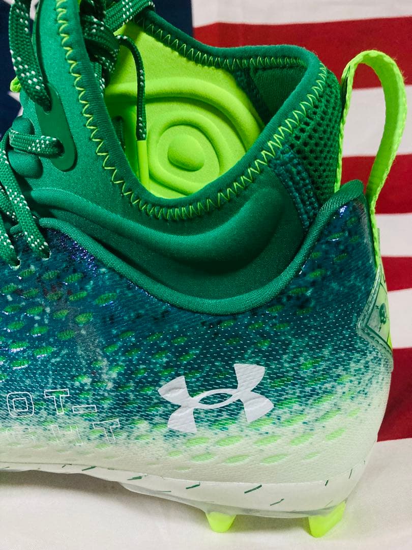 UA Spotlight Green アンダーアーマー アメフト　スポットライト