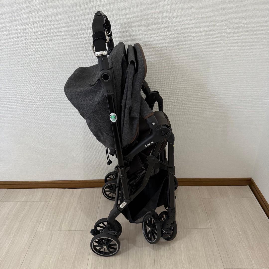 【美品】COMBIコンビ スゴカルα 4キャス compactエッグショックHT