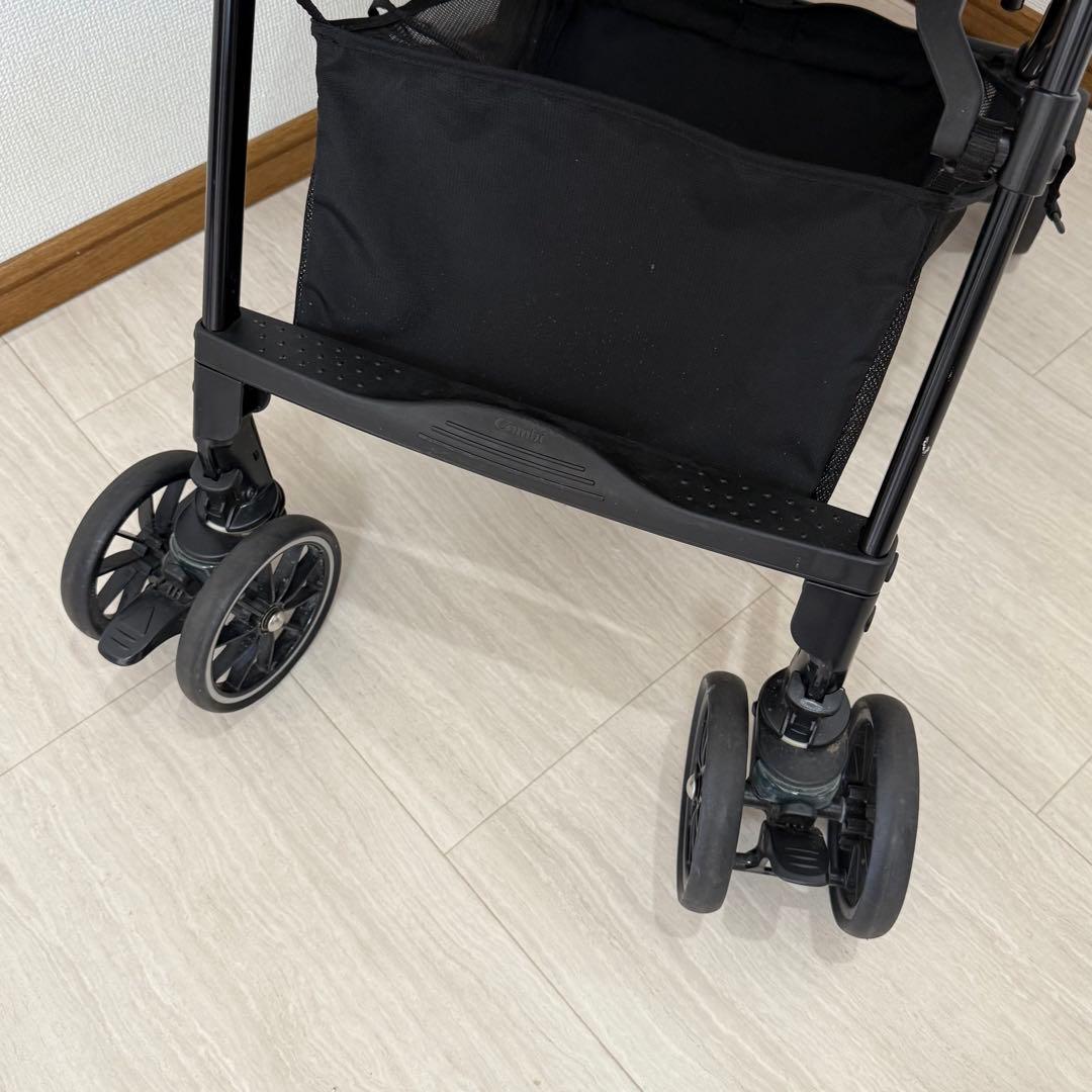 【美品】COMBIコンビ スゴカルα 4キャス compactエッグショックHT