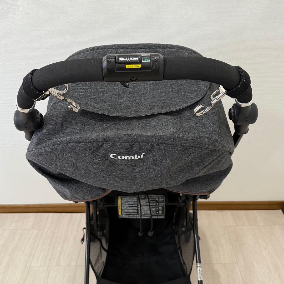 【美品】COMBIコンビ スゴカルα 4キャス compactエッグショックHT