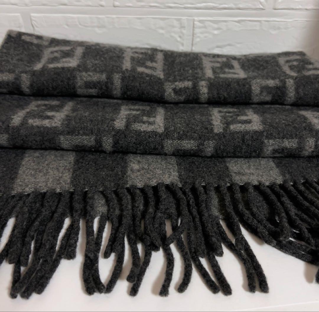 フェンディ　FENDI マフラー　グレー　FFロゴ ウール