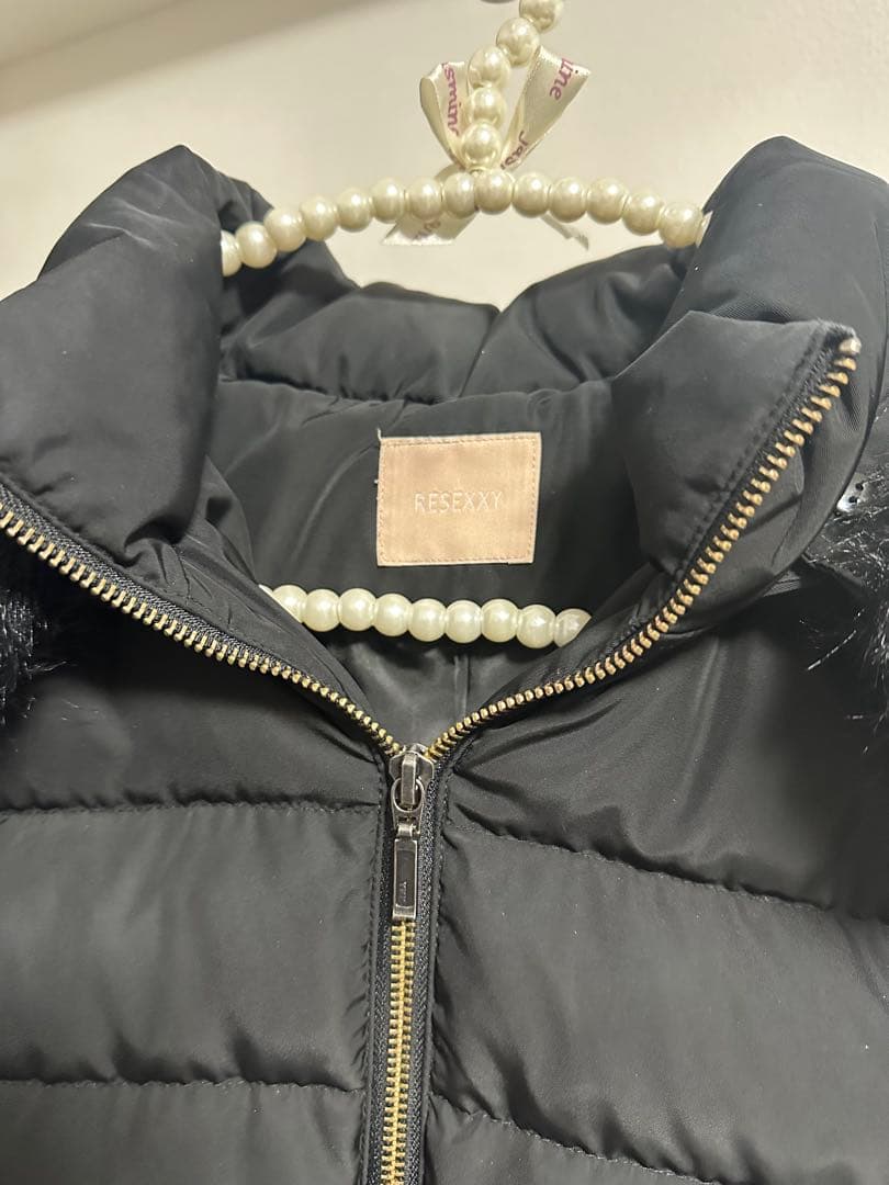 RESEXXYショートダウンジャケット定価16,500円 （税込）完売色