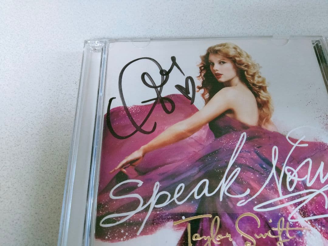 テイラースウィフト Taylor Swift 直筆サイン入りCD 2枚セット