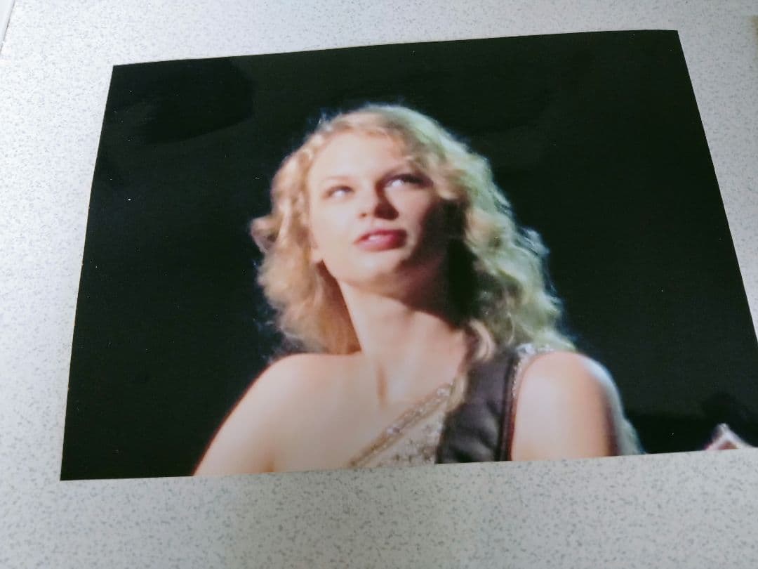 テイラースウィフト Taylor Swift 直筆サイン入りCD 2枚セット