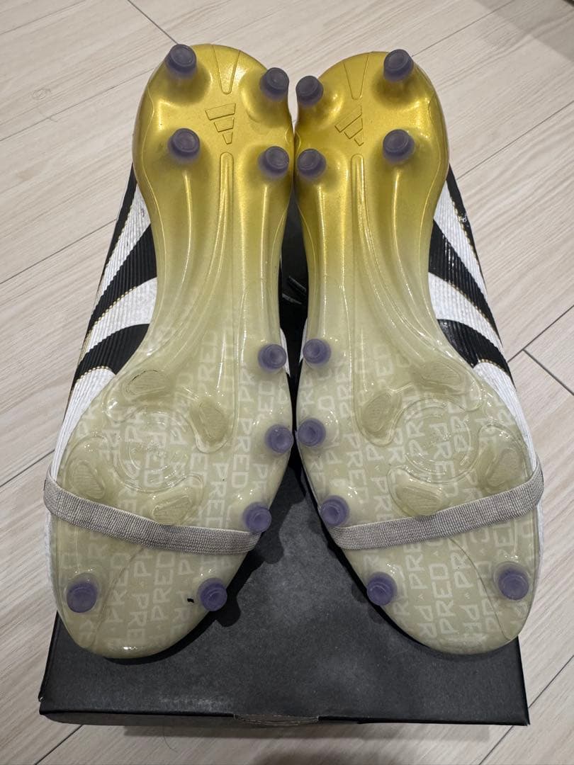 サッカースパイク　アディダスプレデターエリートFT AG