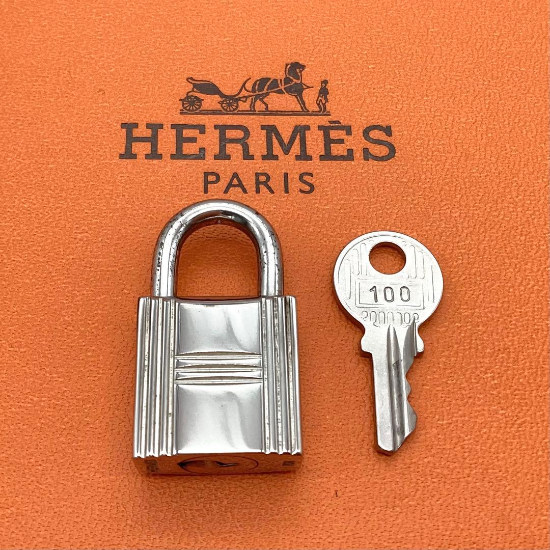 エルメス　カデナ　no.100 パドロック　鍵　シルバー　男性　女性