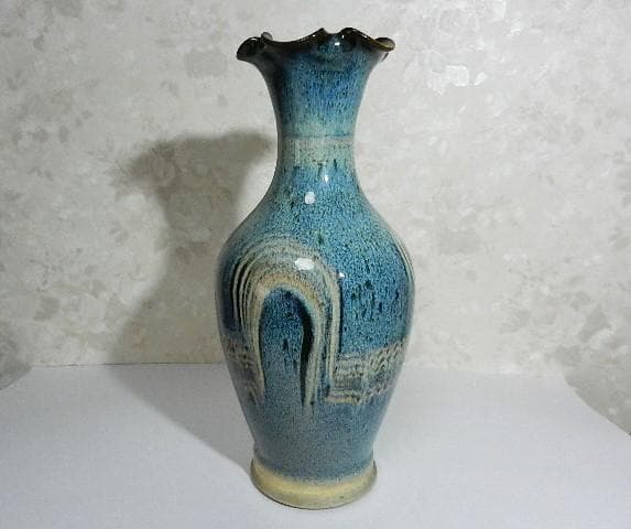 骨董輪花口花瓶「新井謹也（あらいきんや）作　号は孚鮮（ふせん）」