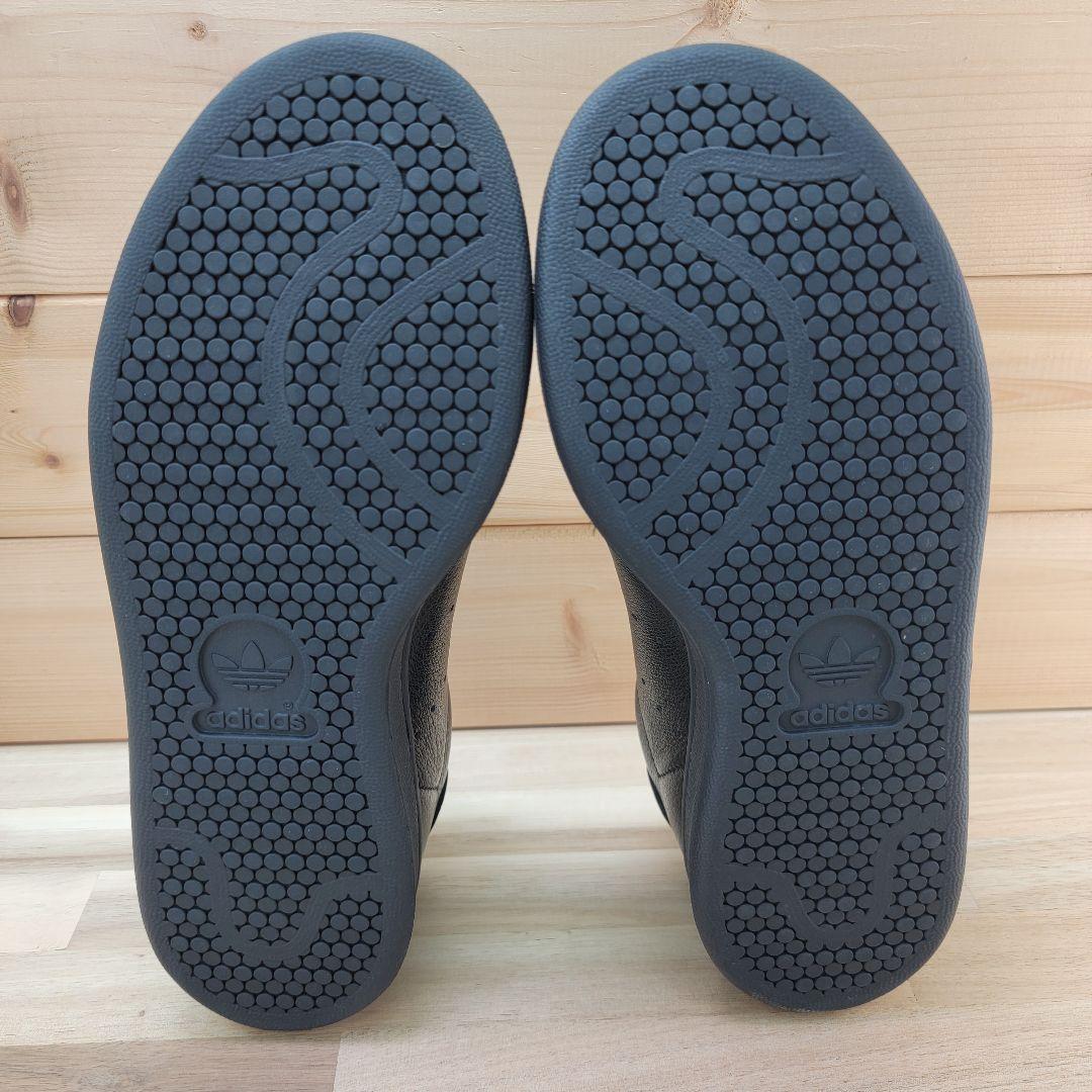 アディダス スタンスミス ラックス 本革 ブラック 黒 23.5センチ